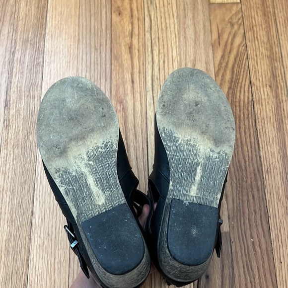 JustFab Morissa Cut-Out booties - Picture 4 of 5